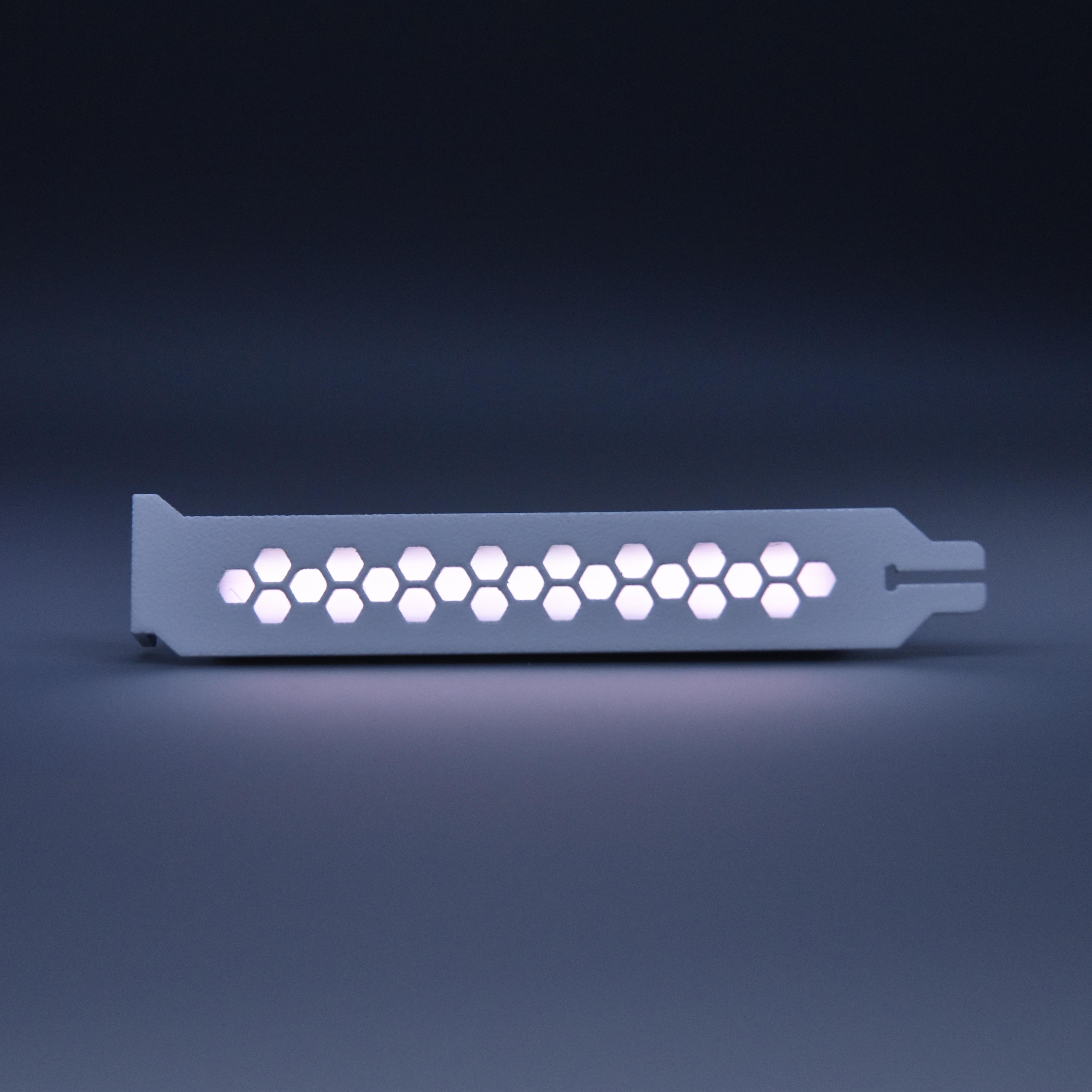 RGB Slotcover – ARGB-Beleuchtung für dein Setup.Farbe:Honeycomp Slotcover White