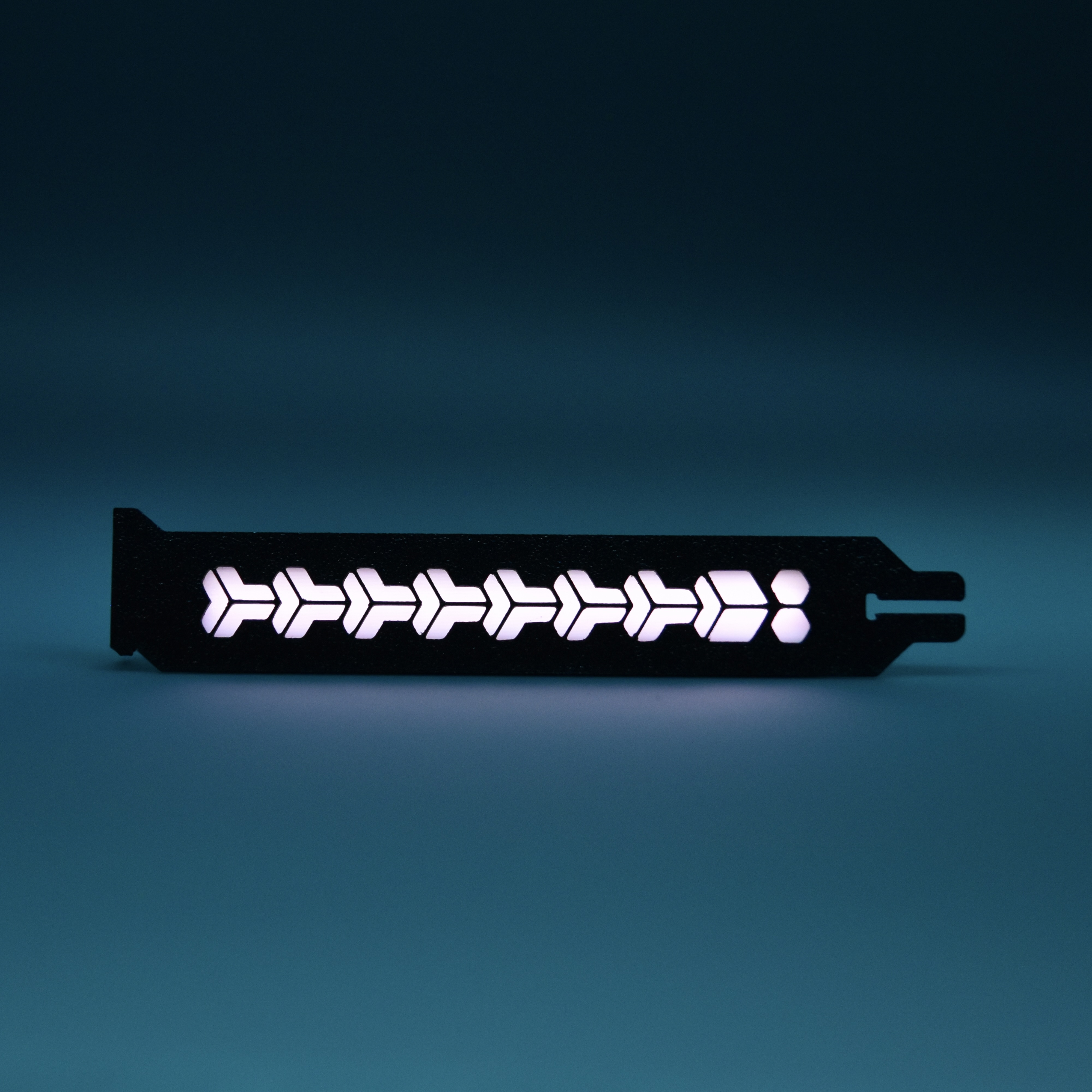 Totem Pole Slotcover Farbe: Schwarz